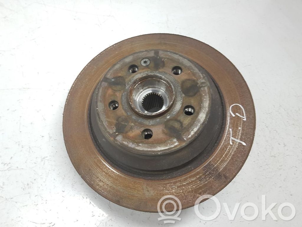 Mercedes-Benz V Class W447 Fuso a snodo con mozzo ruota posteriore