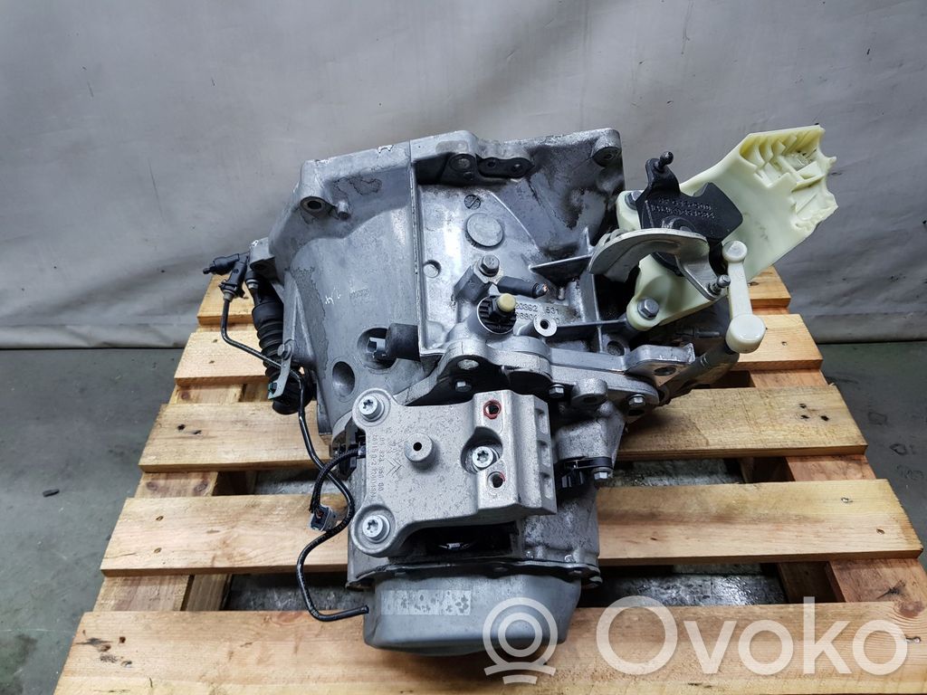 Peugeot 2008 I Boîte de vitesses manuelle à 5 vitesses