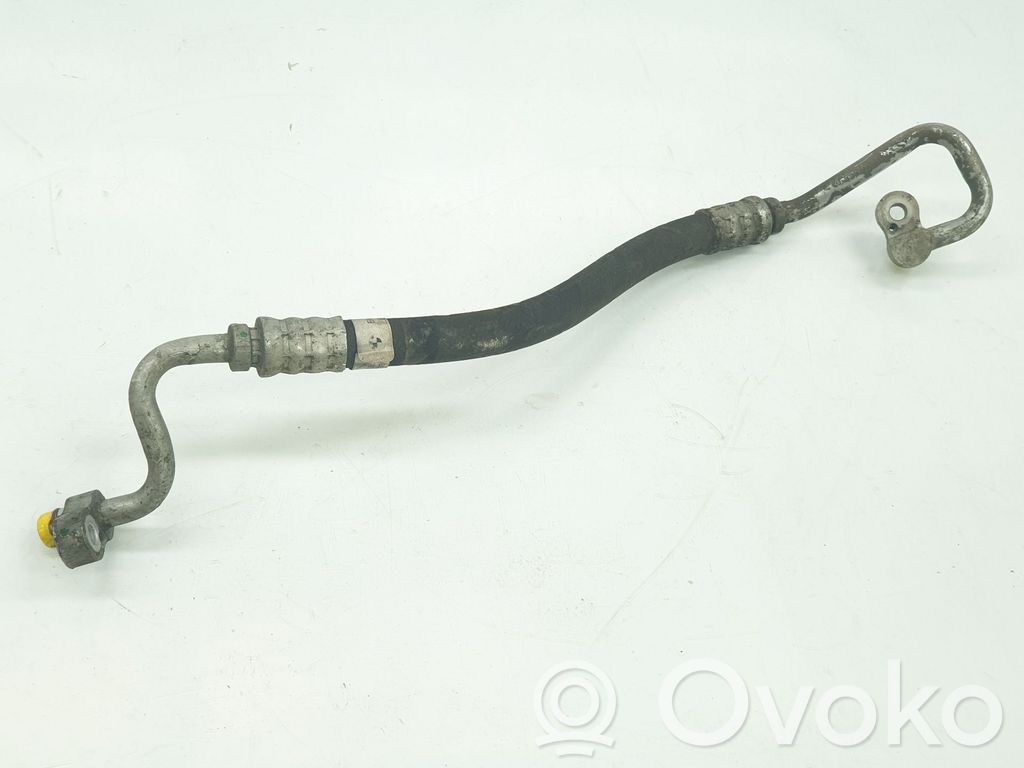 BMW Z4 E85 E86 Ilmastointilaitteen putki (A/C) 
