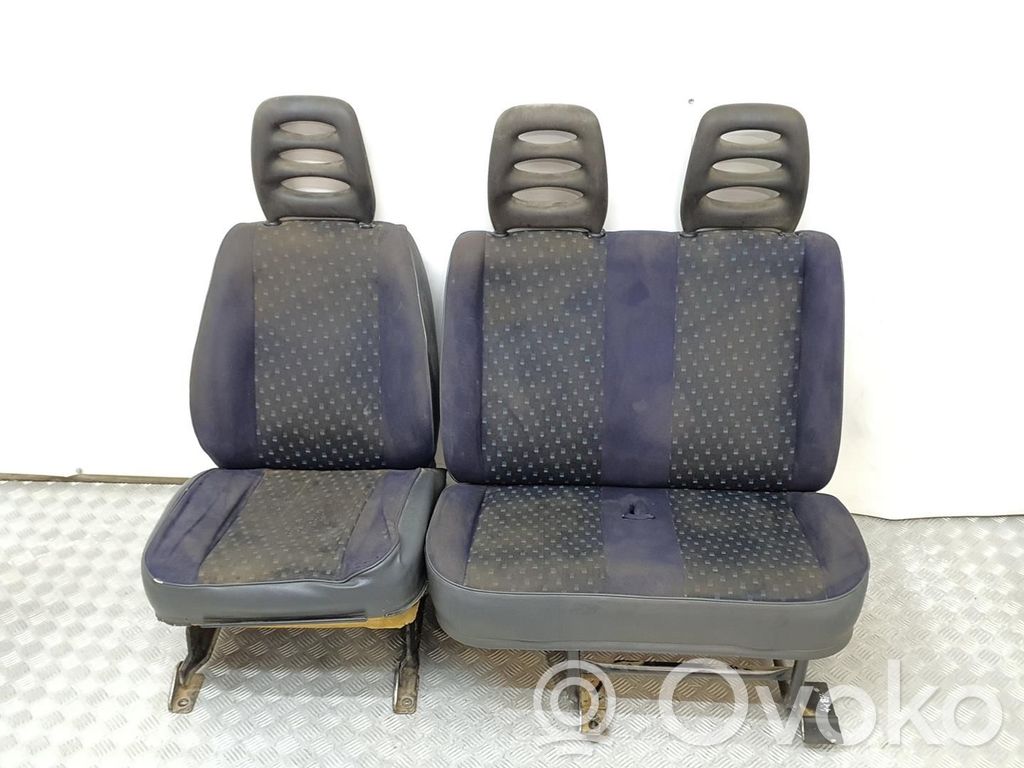 Peugeot Expert Second row seats 