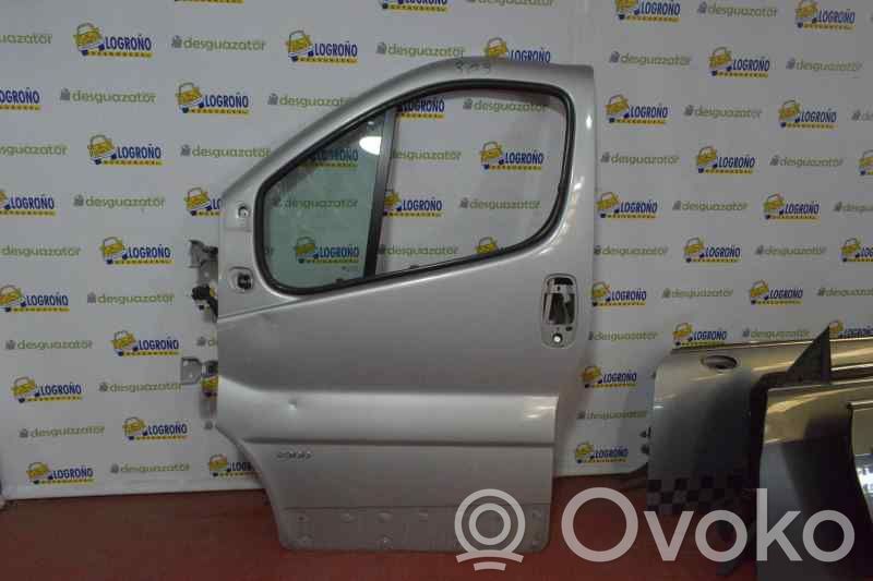 Opel Vivaro Front door 