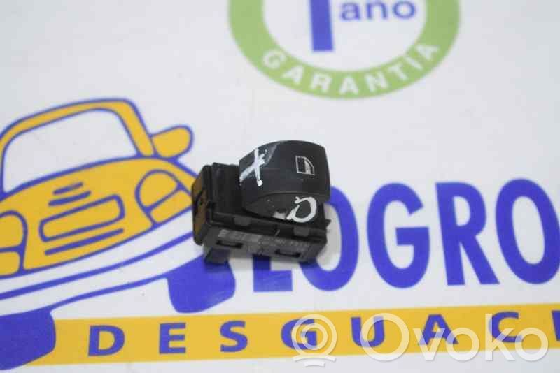 BMW 5 E60 E61 Electric window control switch 