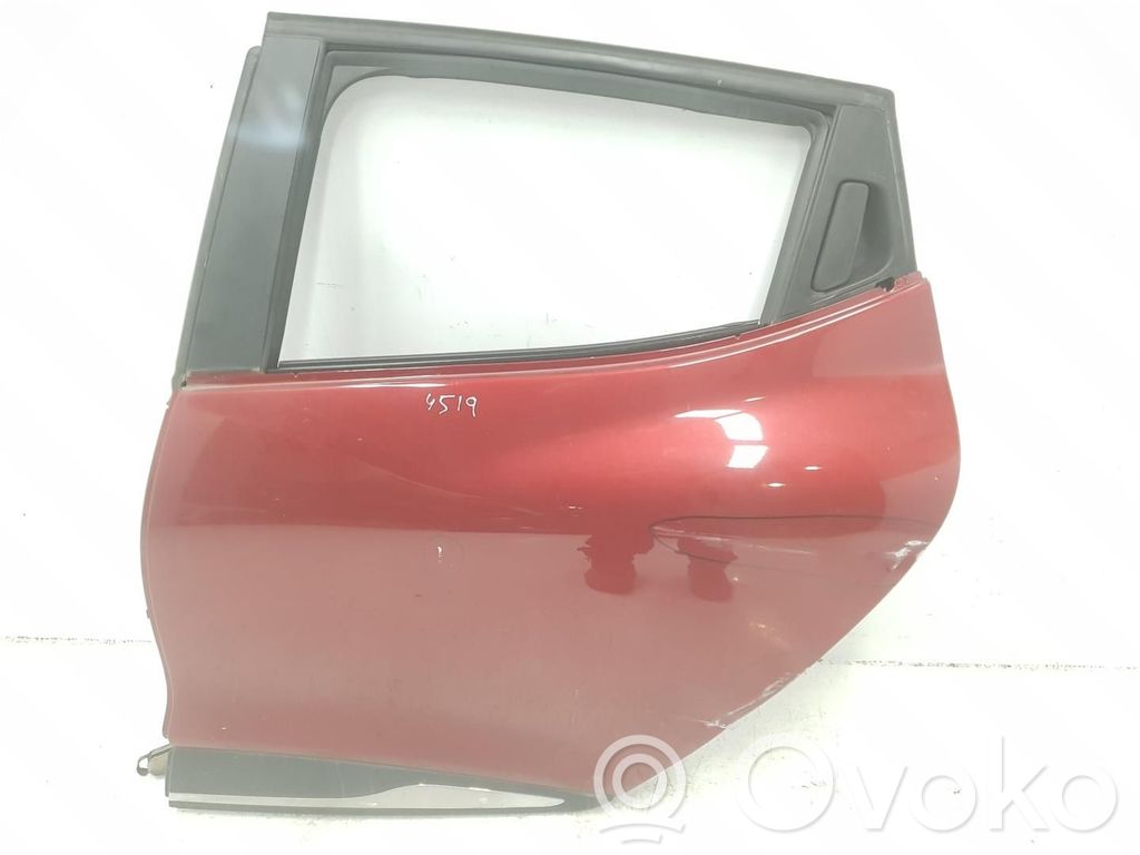 Puerta trasera   821016892R,821016892R,ROJOTENPK