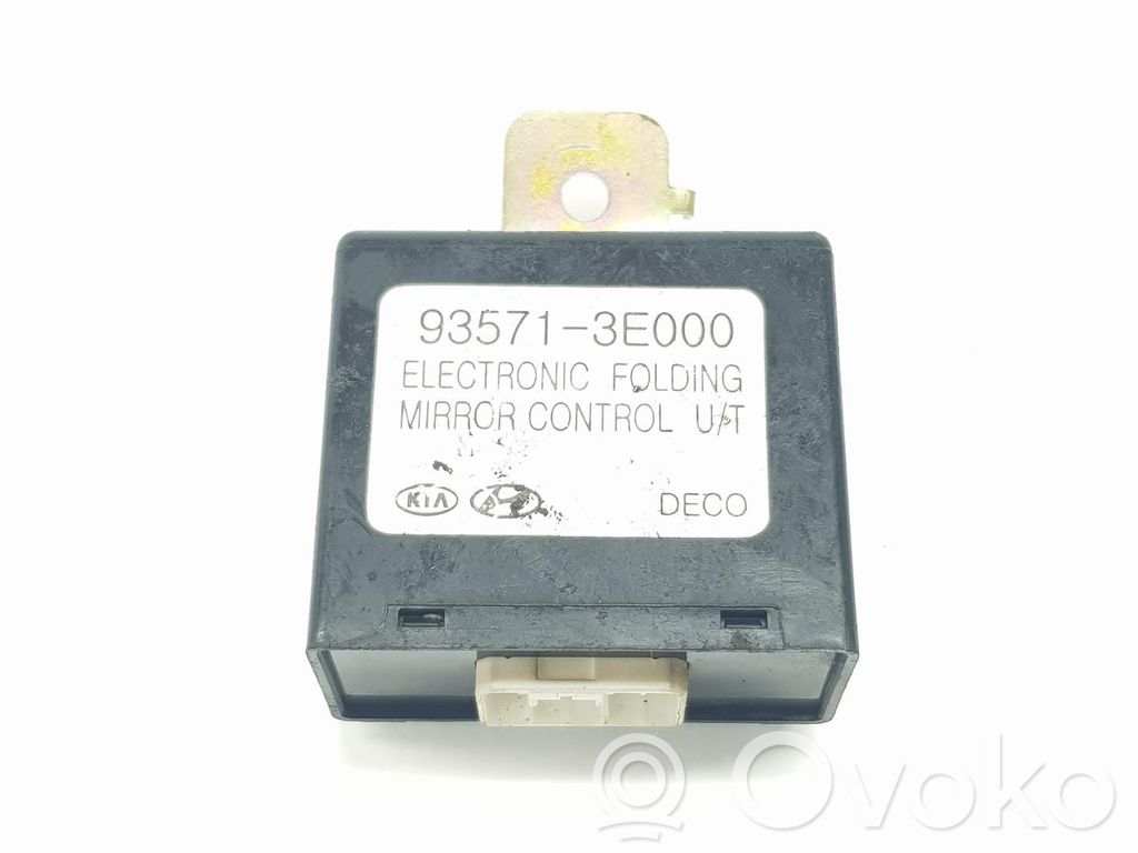 Alte unități/module de control   935713E000,935713E000