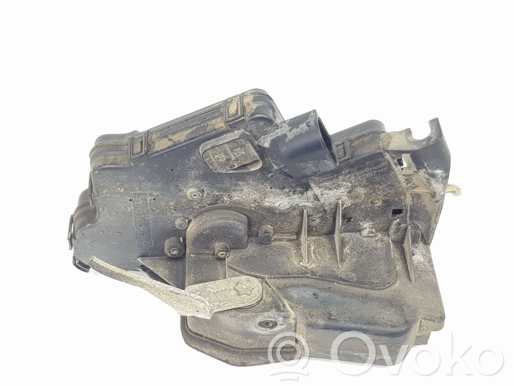 Front door lock   7011308,51217011308