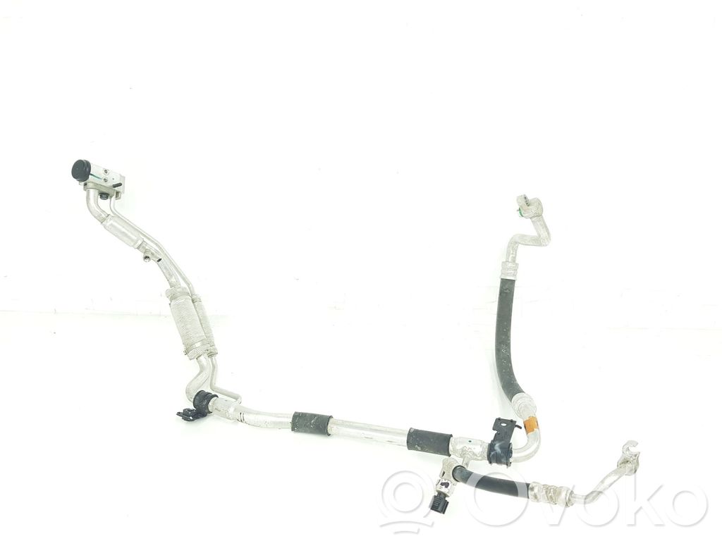 KIA Ceed Ilmastointilaitteen putki (A/C) 