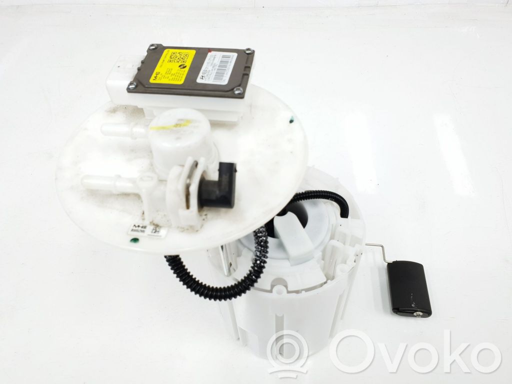 Bomba interna de combustible   31110J7100,31110J7100