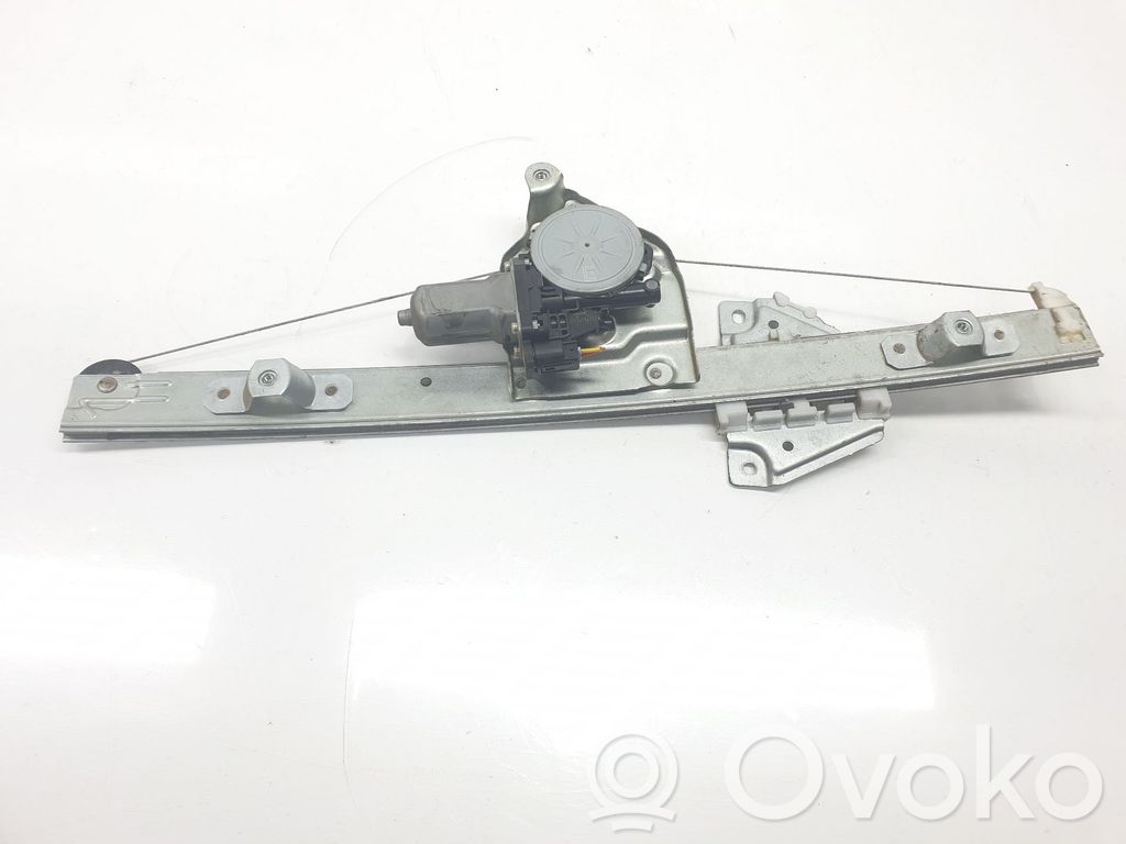 Suzuki Grand Vitara II Macara geam spate manuală 