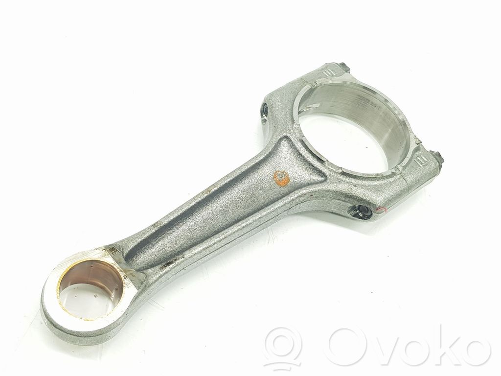 BMW 2 F45 Korbowód 