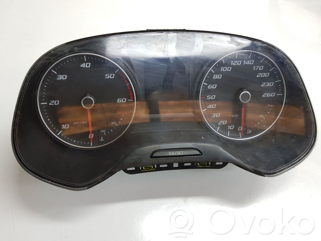 Seat Ateca Speedometer (instrument cluster) 