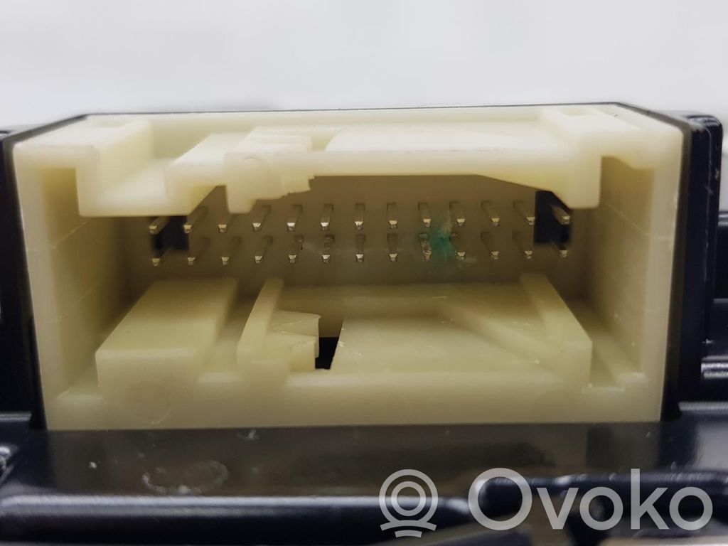 Etuistuimen valo   5H0959561AA,5H0959561AA