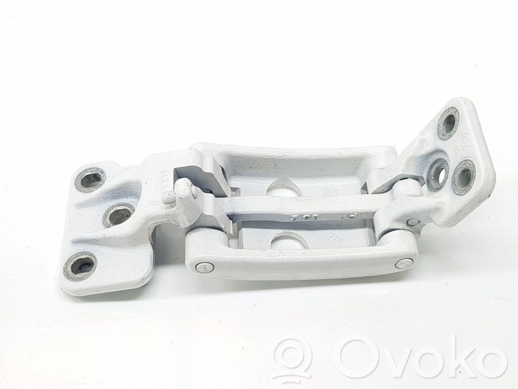 Tailgate hinge   7C0827151,7C0827151