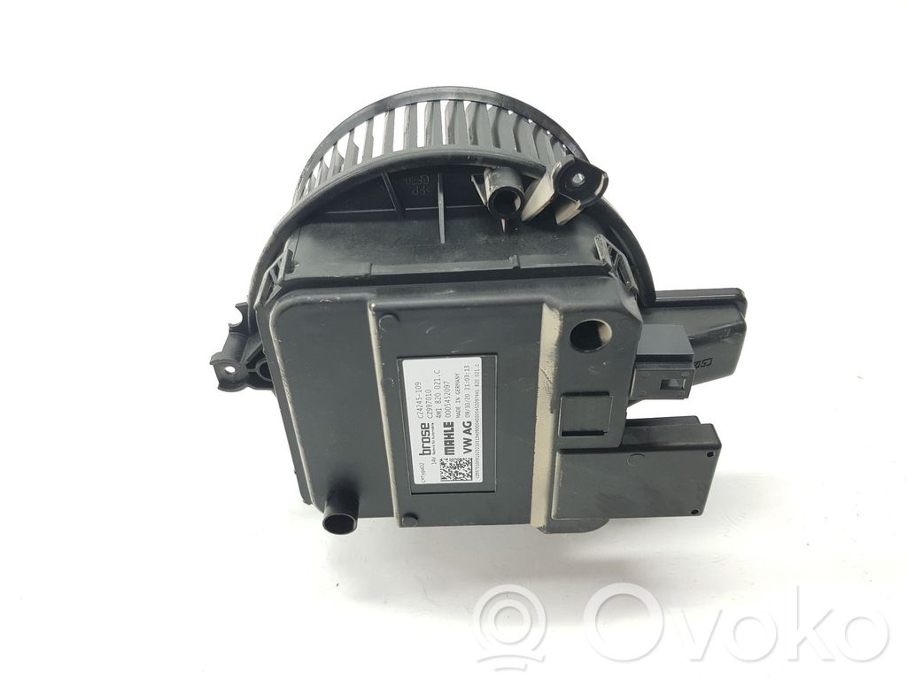 Lämmittimen puhallin   4M1820021C,4M1820021C
