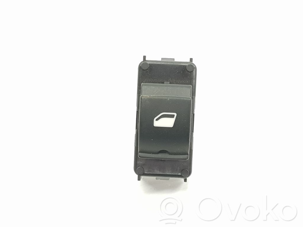 Opel Corsa F Przyciski szyb 