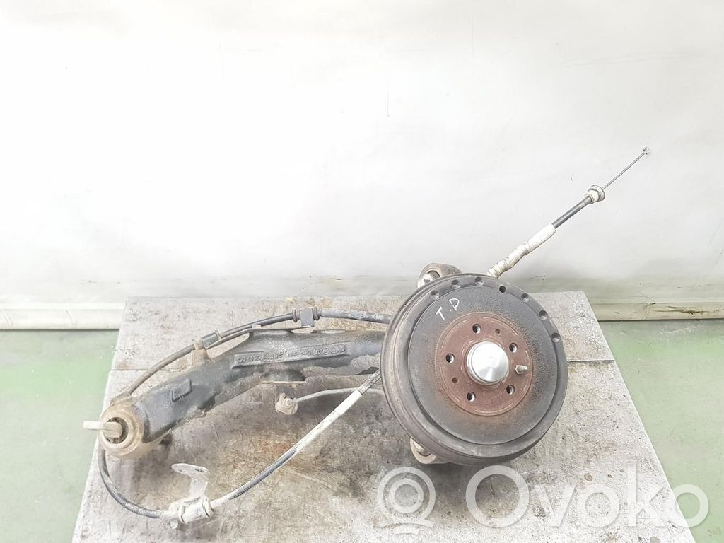 Opel Combo D Achsschenkel hinten 