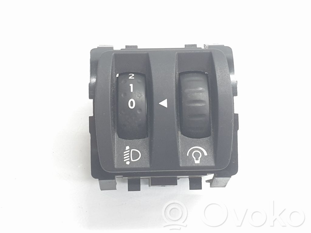 Light switch   93452314,93452314