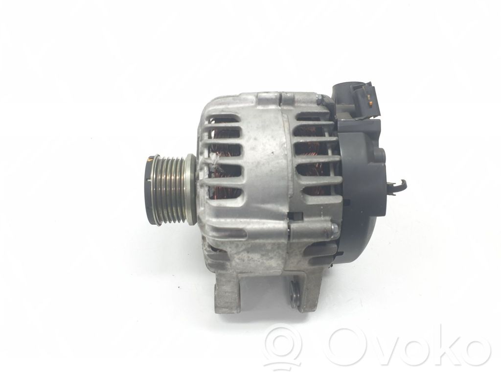 Peugeot 208 II Generatore/alternatore