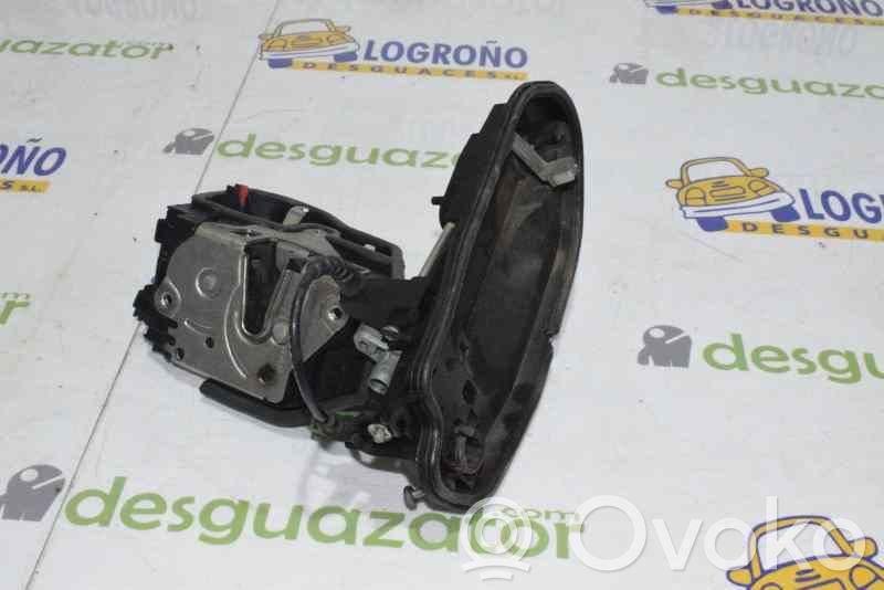 BMW X3 E83 Cerradura de puerta trasera