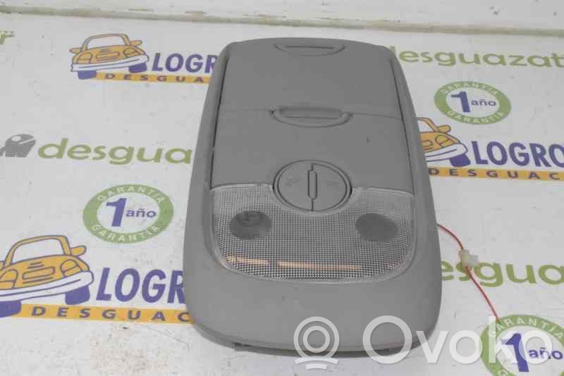 KIA Sorento Luz del asiento delantero 