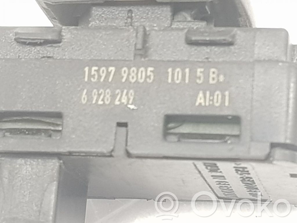 Electric window control switch   61319113773,6928249