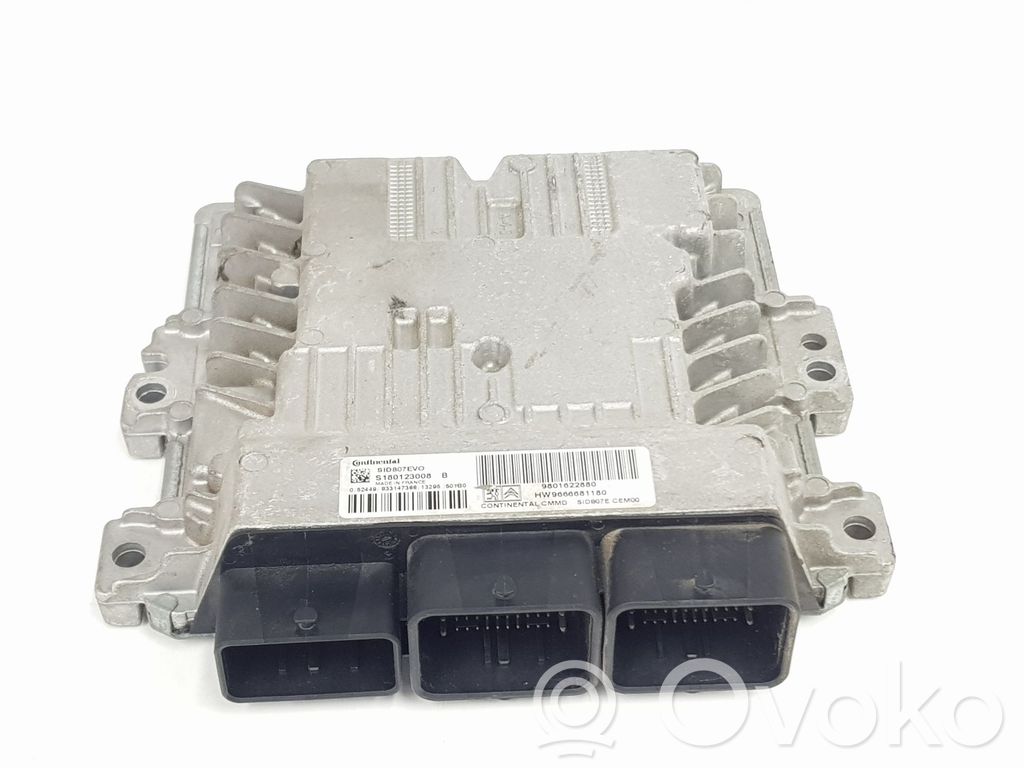 Peugeot 2008 I Engine control unit/module 