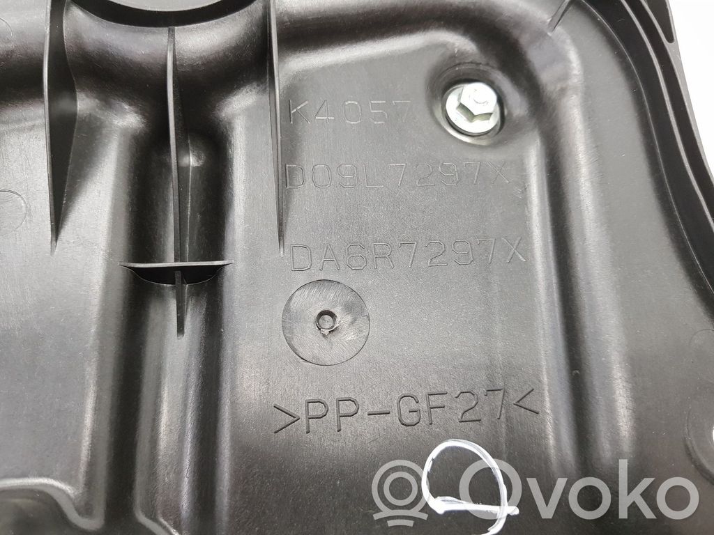 Regulador manual de la ventanilla trasera   D10E72590,D10E72590