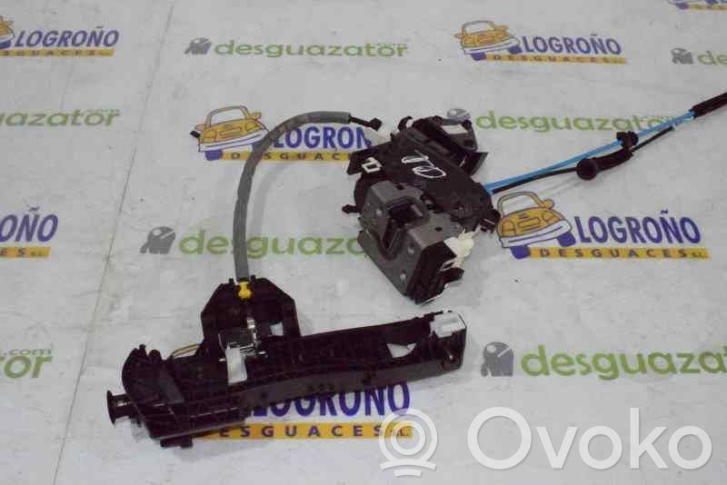 Mercedes-Benz C W204 Serratura portiera posteriore