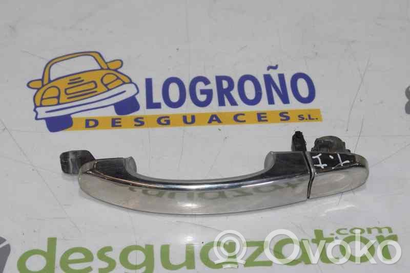 Volkswagen Touran I Manecilla externa puerta trasera 