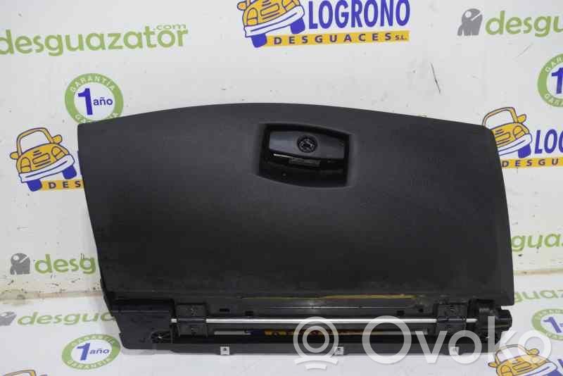 BMW 5 E60 E61 Glove box 