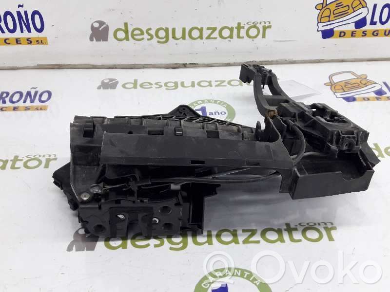 Ford Focus Front door lock 