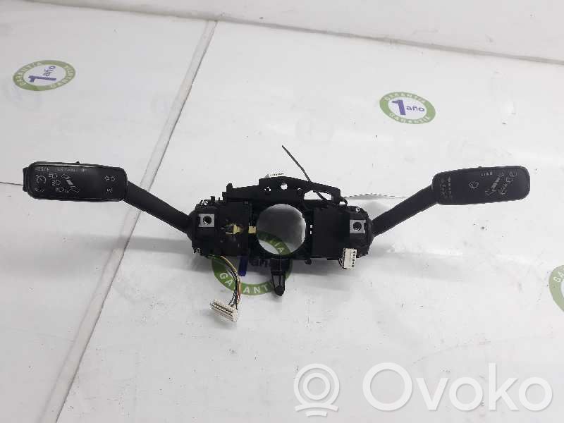 Seat Leon (5F) Butoane/comutatoare pe volan 