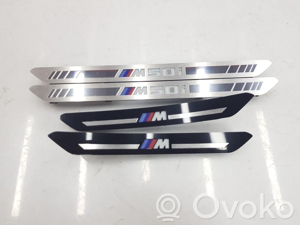 BMW X5 G05 Listwa wykończeniowa drzwi przesuwanych 
