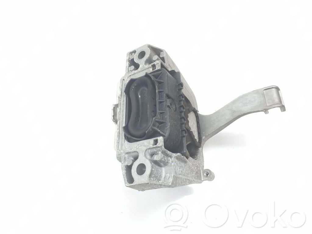 Engine mount bracket   5WA199262D,5WA199262AM