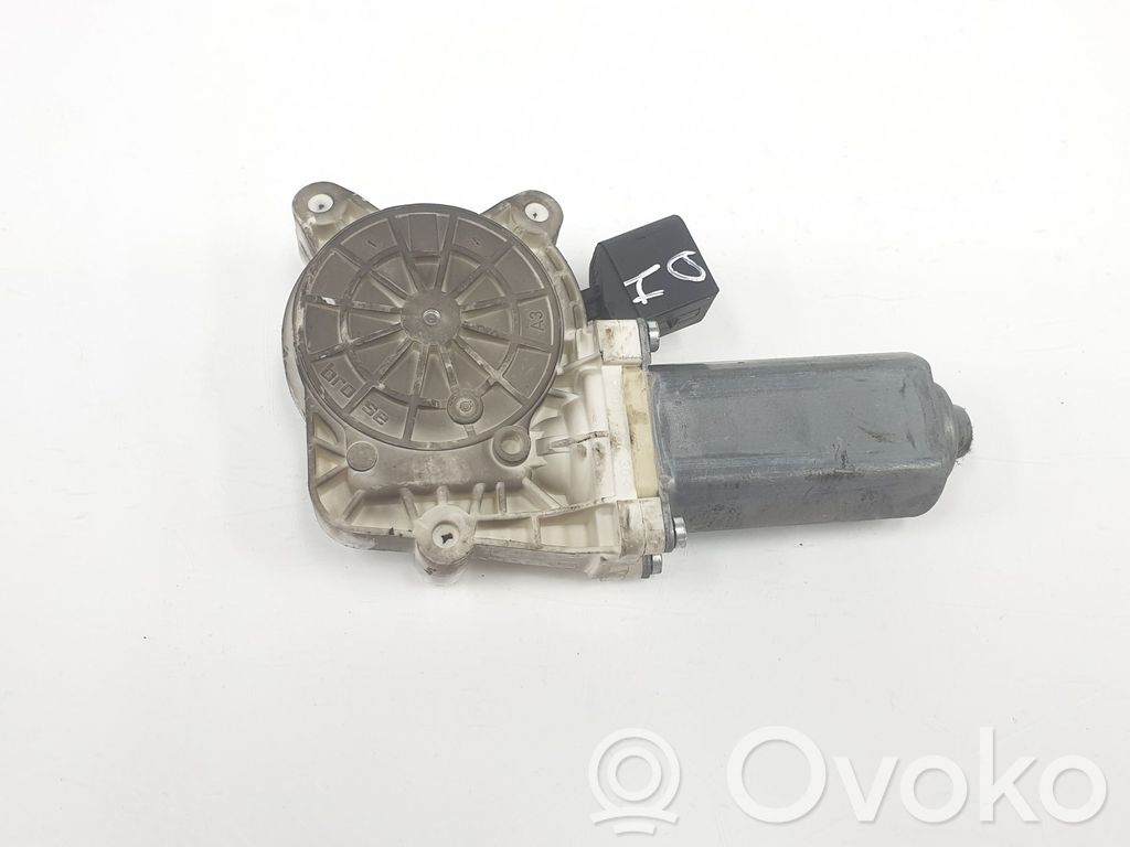 Mercedes-Benz Vito Viano W639 Motorino alzacristalli della portiera anteriore