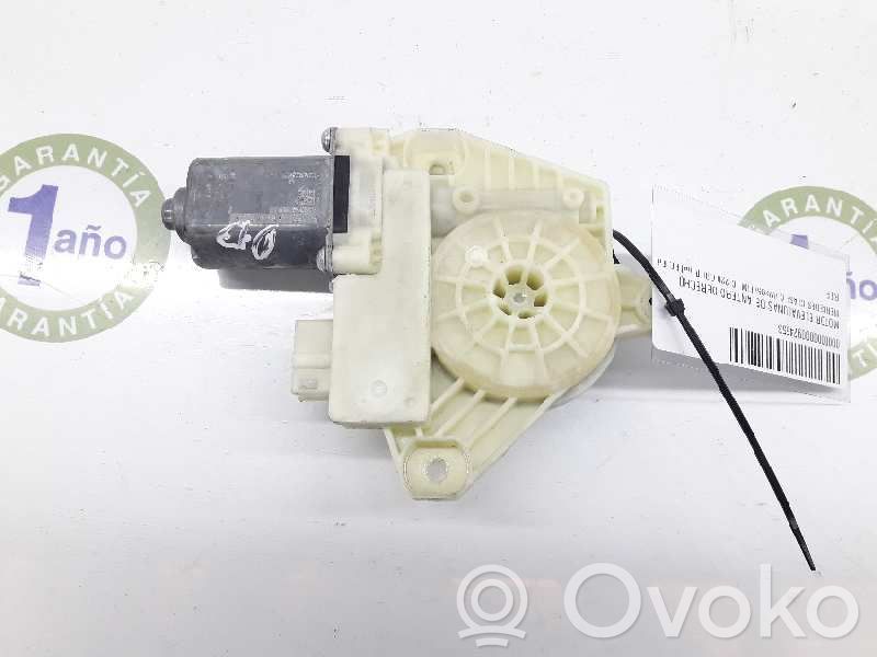 Mercedes-Benz C W205 Silnik regulatora szyby drzwi przednich 