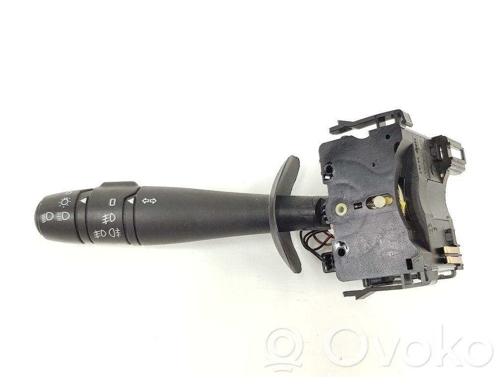 Renault Trafic II (X83) Indicator stalk 