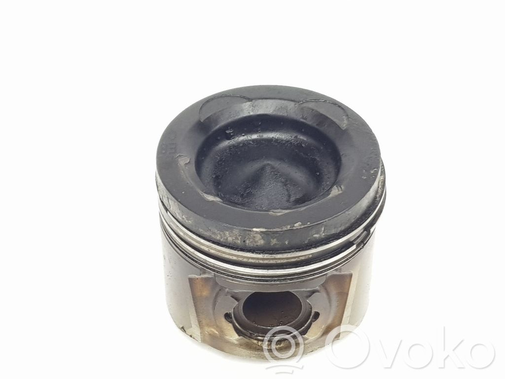 KIA Optima Piston 