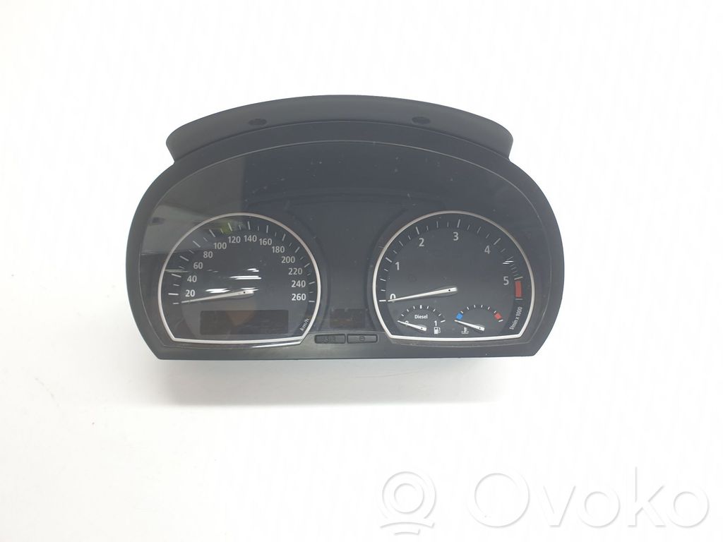 BMW X3 E83 Speedometer (instrument cluster) 