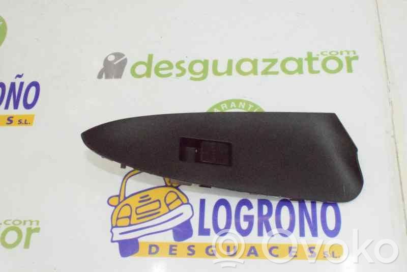 Toyota RAV 4 (XA30) Interruttore di controllo dell’alzacristalli elettrico