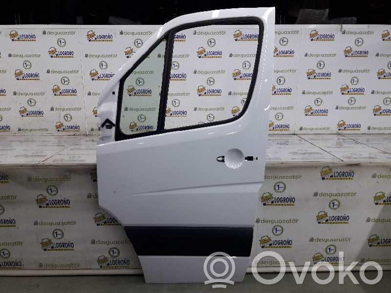 Mercedes-Benz Sprinter W906 Ușă față 