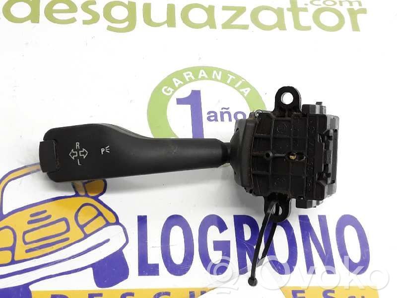 BMW X3 E83 Palanca de intermitentes 