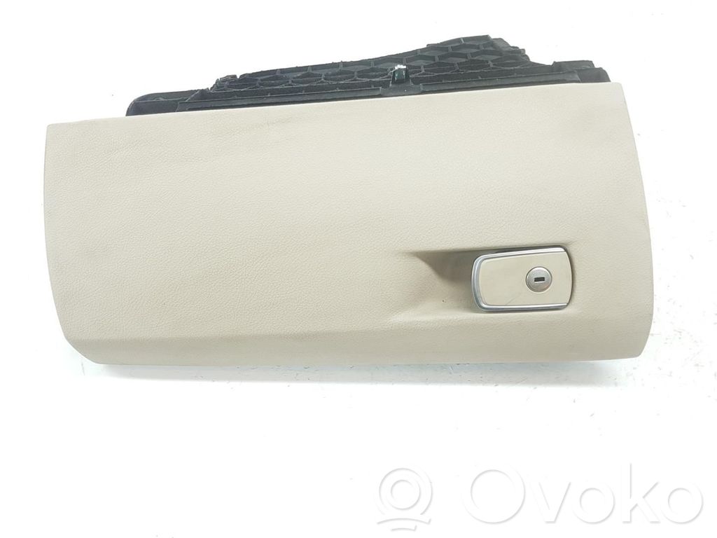 Glove box   51169239347,9239347