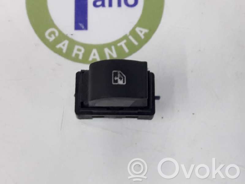 Electric window control switch   7354612800,30170239,95510921