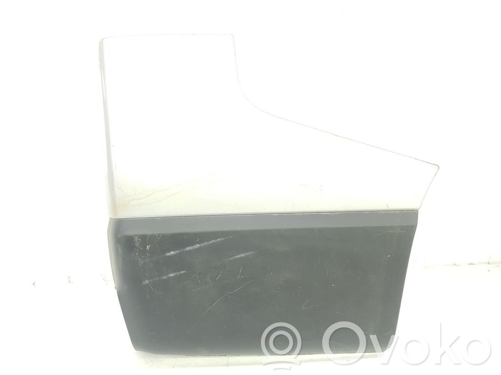 Nissan NV300 Rivestimento del pannello parte angolare del paraurti posteriore