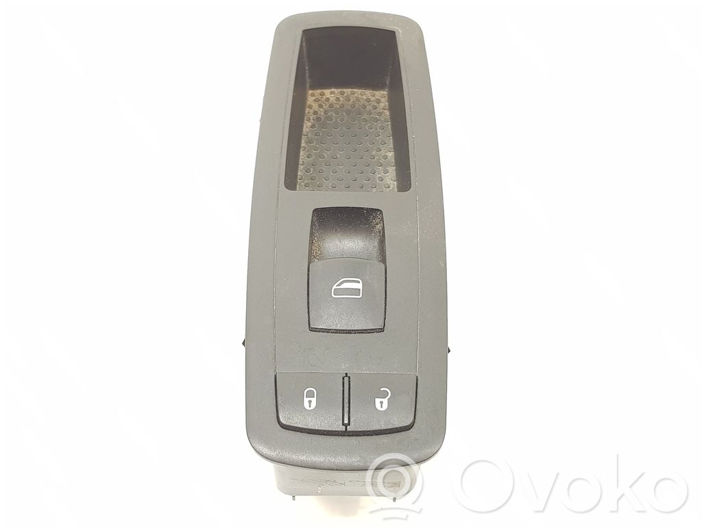 Dodge Nitro Electric window control switch 