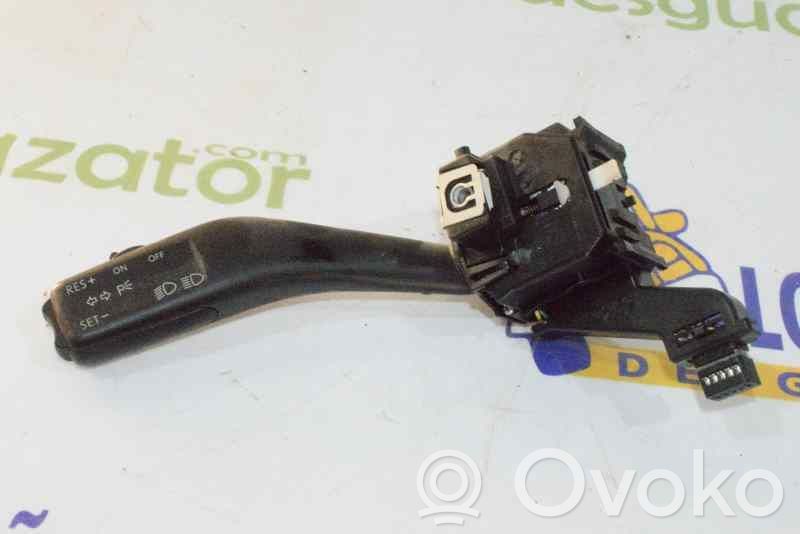 Seat Leon (1P) Leva indicatori