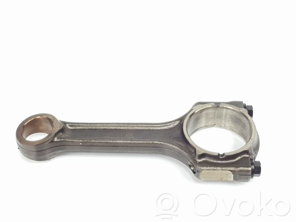 Opel Corsa D Bielă 