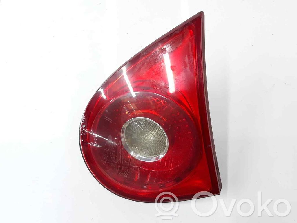 Volkswagen Golf V Luci posteriori del portellone del bagagliaio 