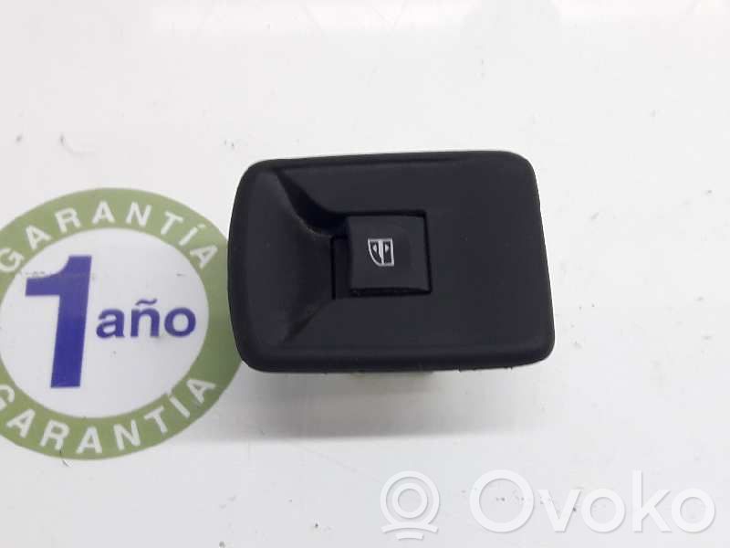 Renault Trafic III (X82) Interrupteur commade lève-vitre