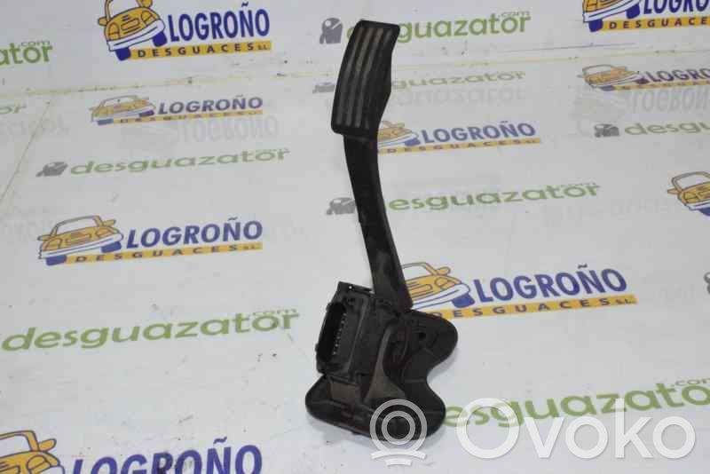 Akceleratoriaus pedalas   CC119F836AA,2137497,CC119F836AC